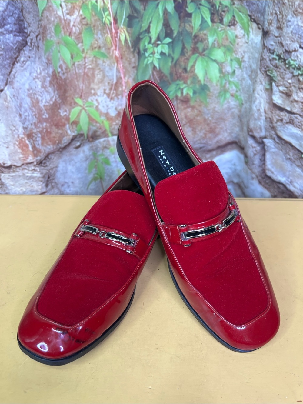 NEWBARK LOS ANGELES Equestrian Preppy Red Patent Leather and Suede Loafers, 9 - Picture 7 of 14